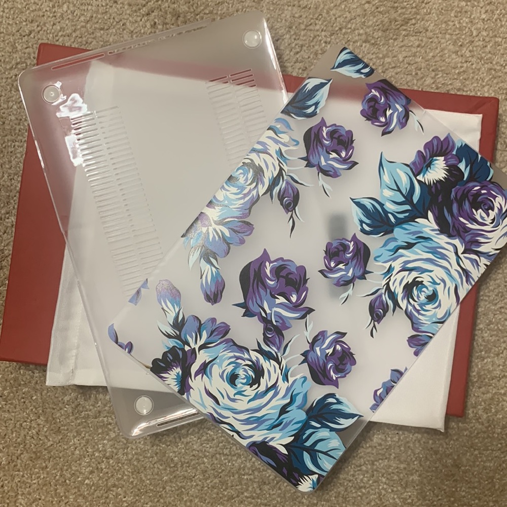 NIB CASETiFY Violet Roses 15” MacBook Pro case. - Picture 4 of 7